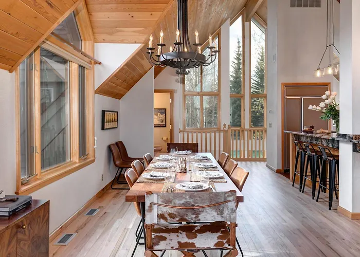 Holiday home Abode At Golden Spruce Wilson