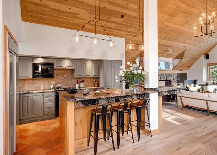 Abode At Golden Spruce Wilson