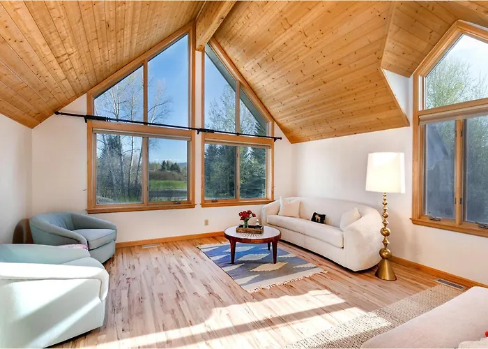 Abode At Golden Spruce