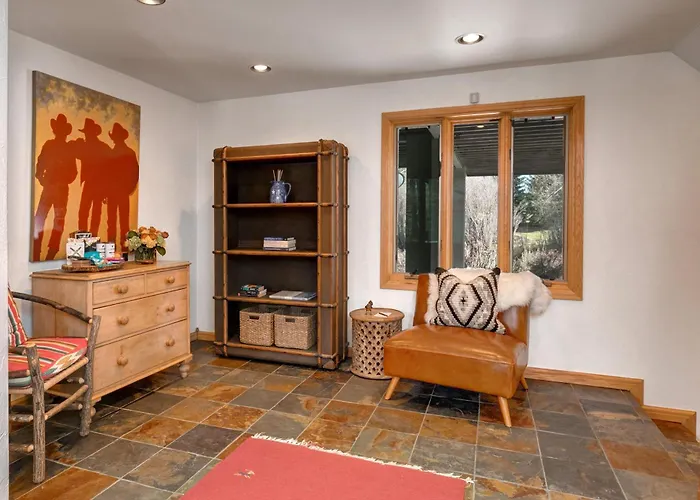 Abode At Golden Spruce Wilson